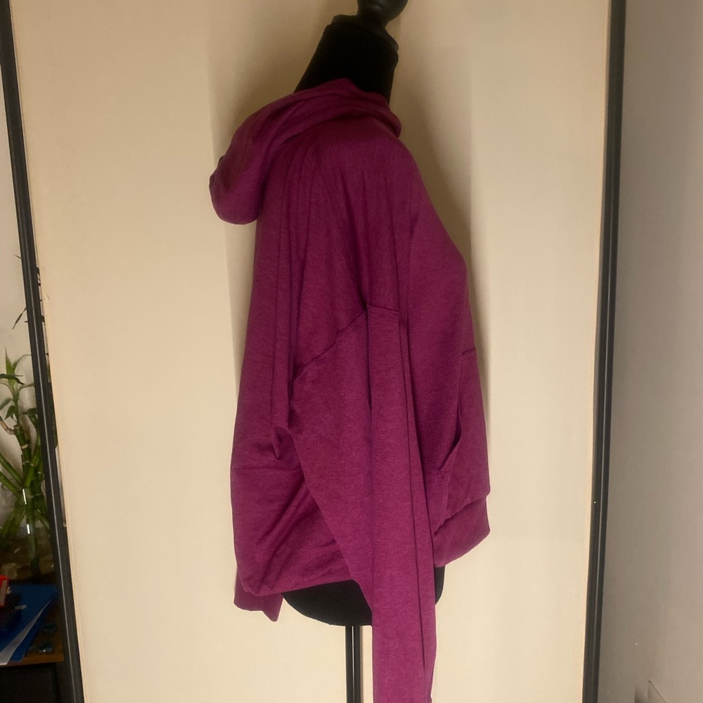 Vuori Magenta Hooded Pullover Sweatshirt - Picture 4 of 4